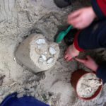 Aus Sand gebaut