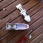 Eine Batterie gehört in die Lokomotive