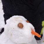 Kleiner Mann im Garten