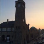 Landungsbrücken im letzten Abendlicht