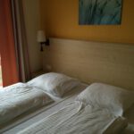 Bezogene Betten bei der Ankunft – fast wie im Hotel