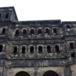 Porta Nigra in Trier – früher hell, heute eher dunkel