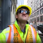 Casey rettet seine Drone vom Dach