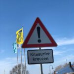 Kitesurfer kreuzen – wie in der alten Heimat