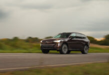 Volvo EX90: Das Elektro-Flaggschiff mit 7 Sitzen im Familientest Der Volvo EX90 im Test: Warum das Elektro-SUV Familien begeistert - Foto (c) Tim Trautwein